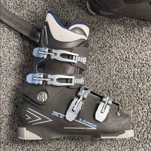 Lange Ski boots